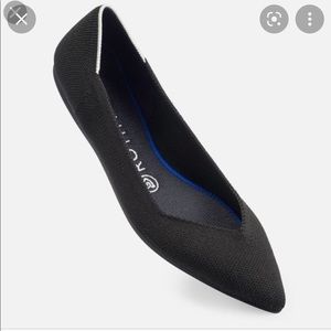 Rothy’s Black Point with White Halo, Size 7